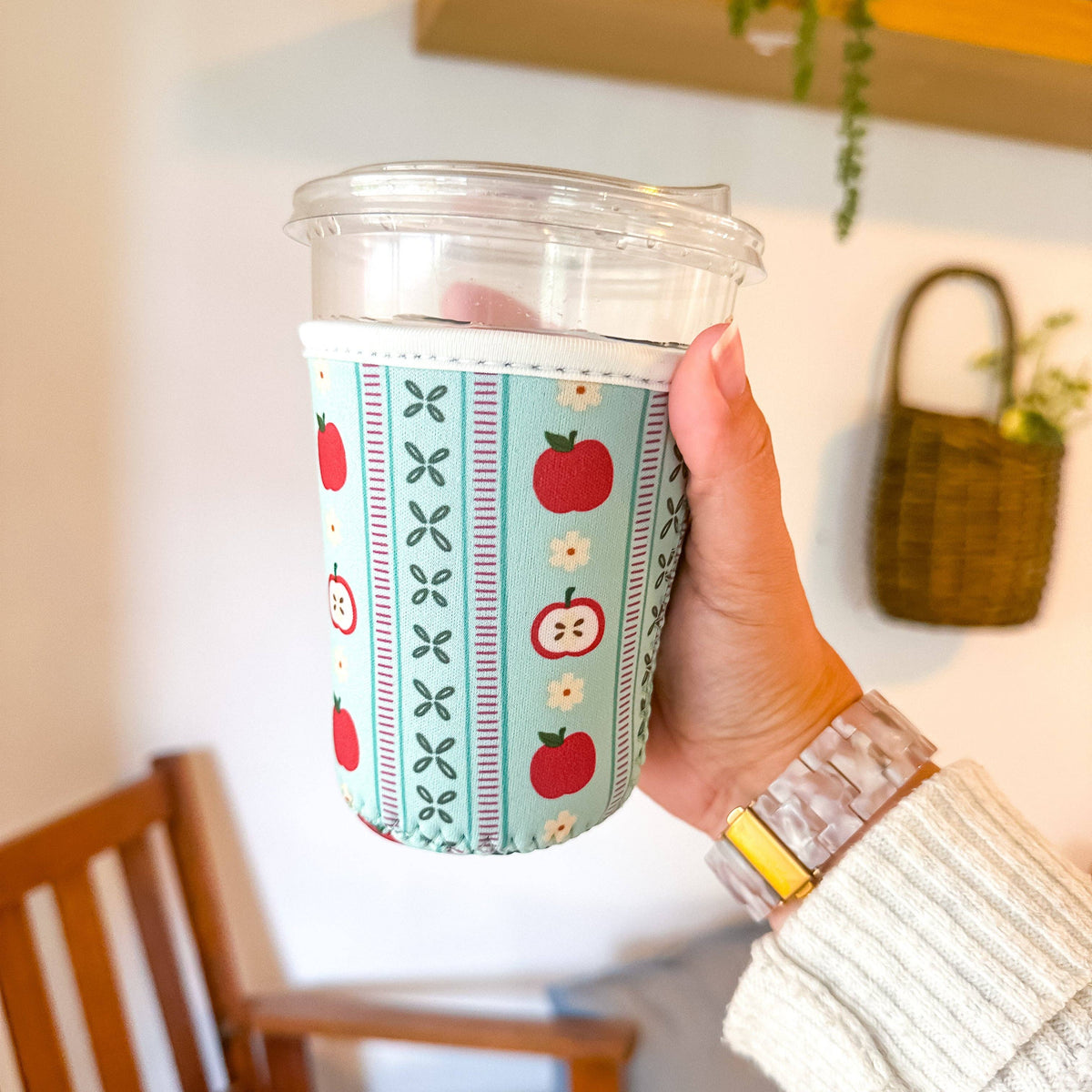 Apple Girl Autumn | Reusable Coffee Sleeve: Small (16-20oz)