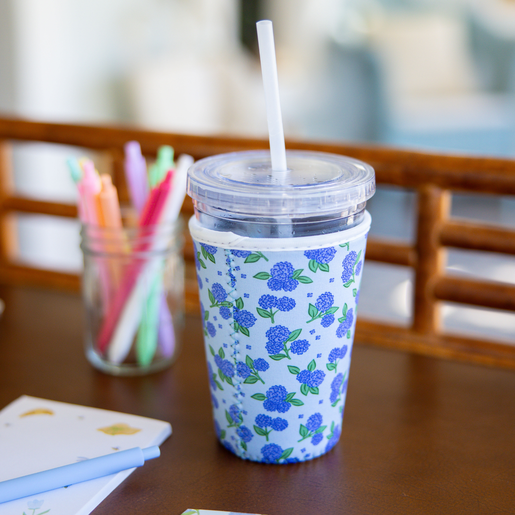 Blue Hydrangeas | Reusable Coffee Sleeve: Small (16-20oz)