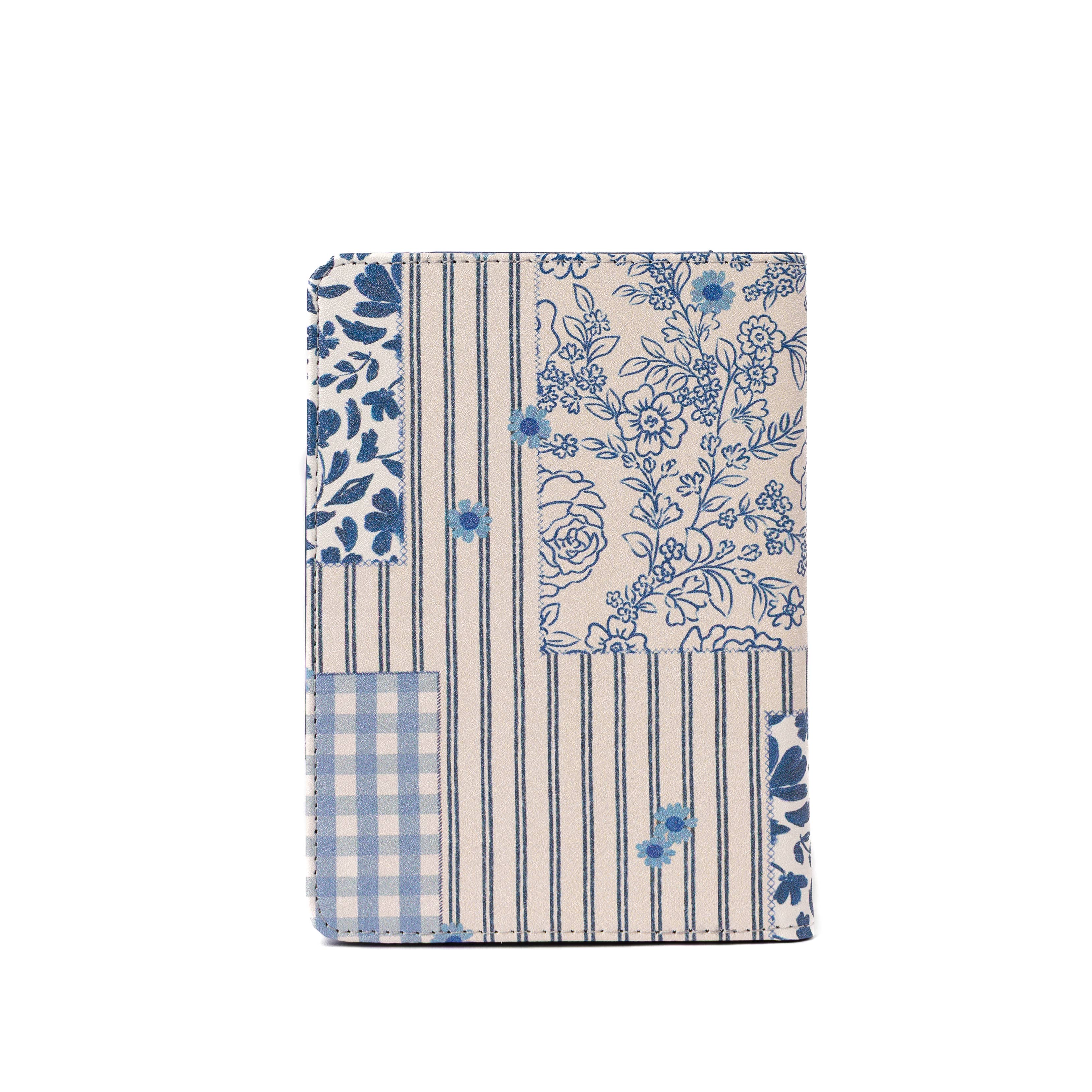 Coastal Patchwork Kindle Case | Bookish & Reading: Kindle Paperwhite (12th Generation)