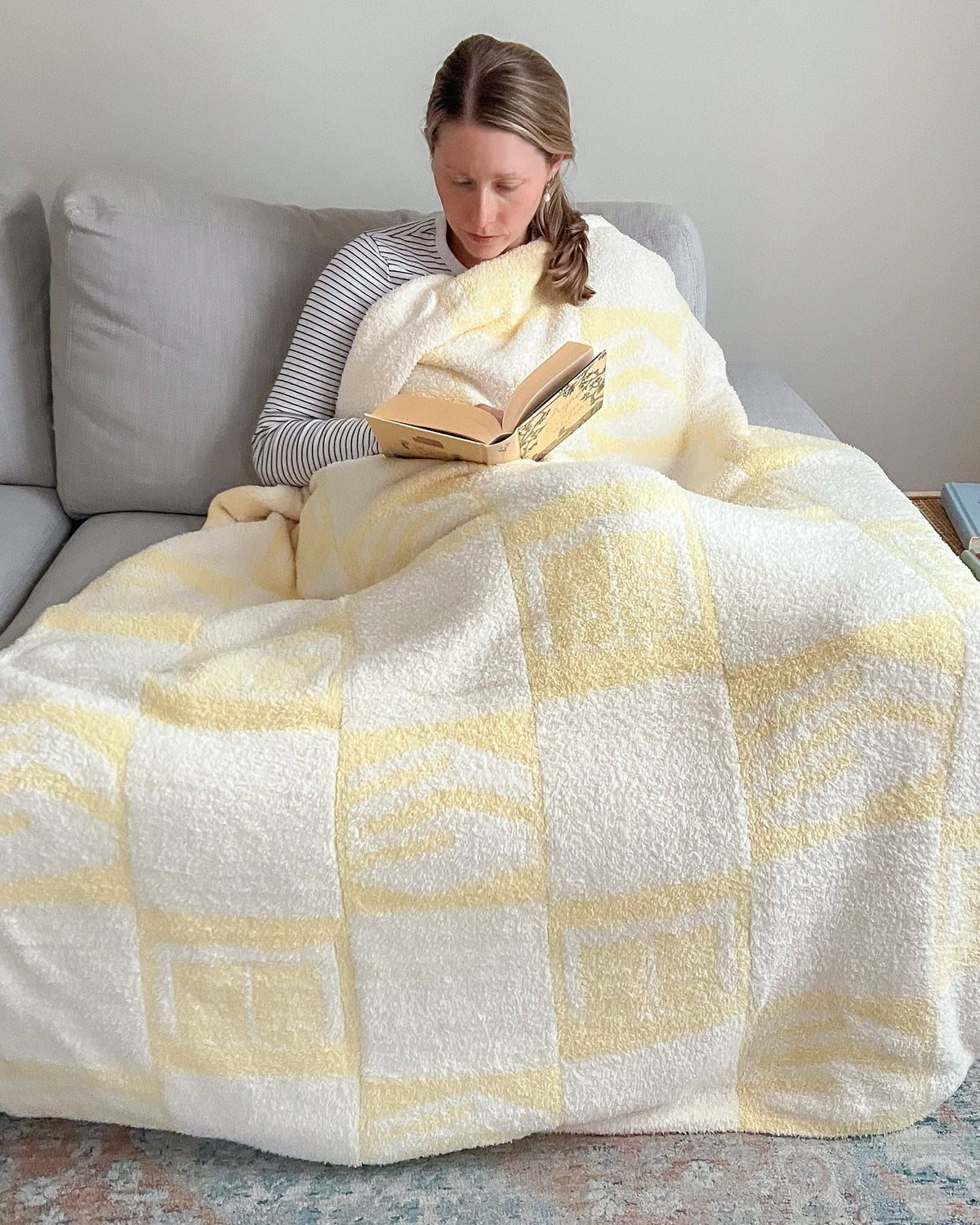 The Bookish Blanket: Light Blue