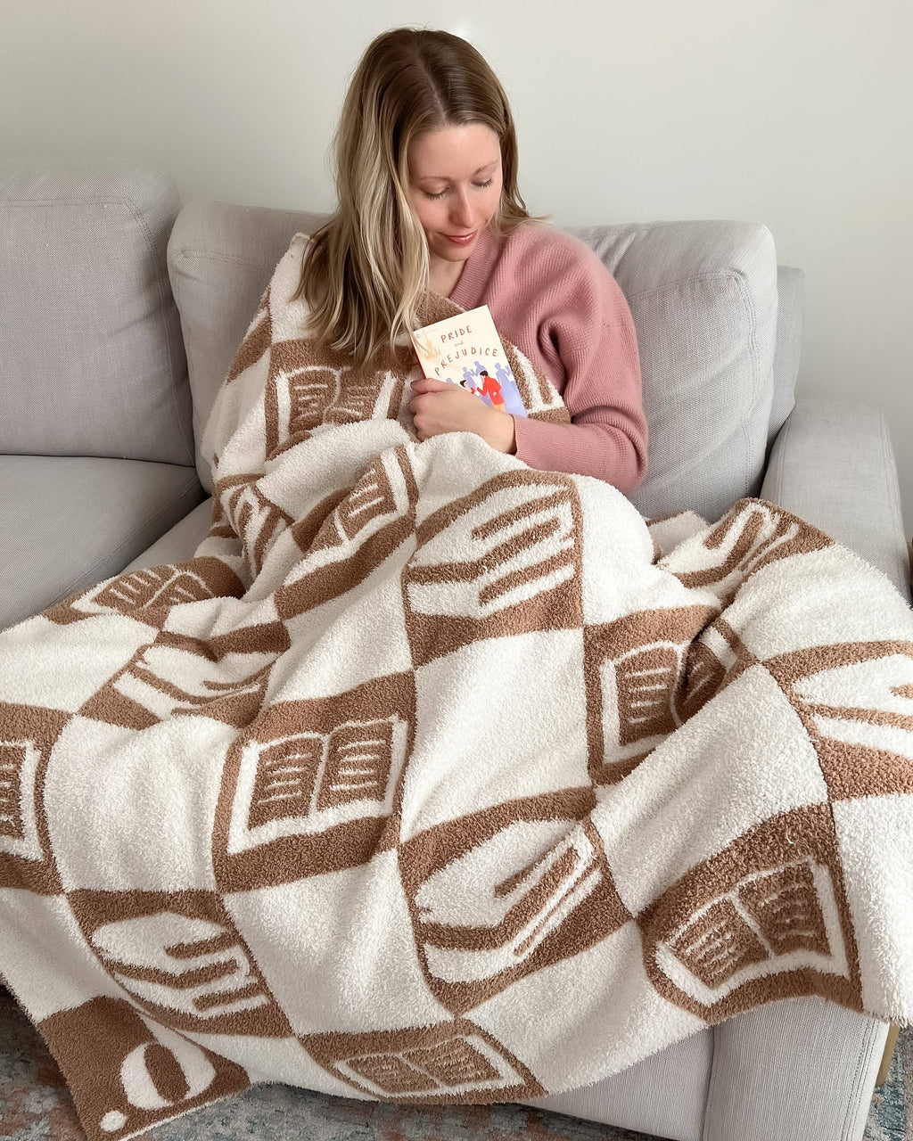 The Bookish Blanket: Light Blue