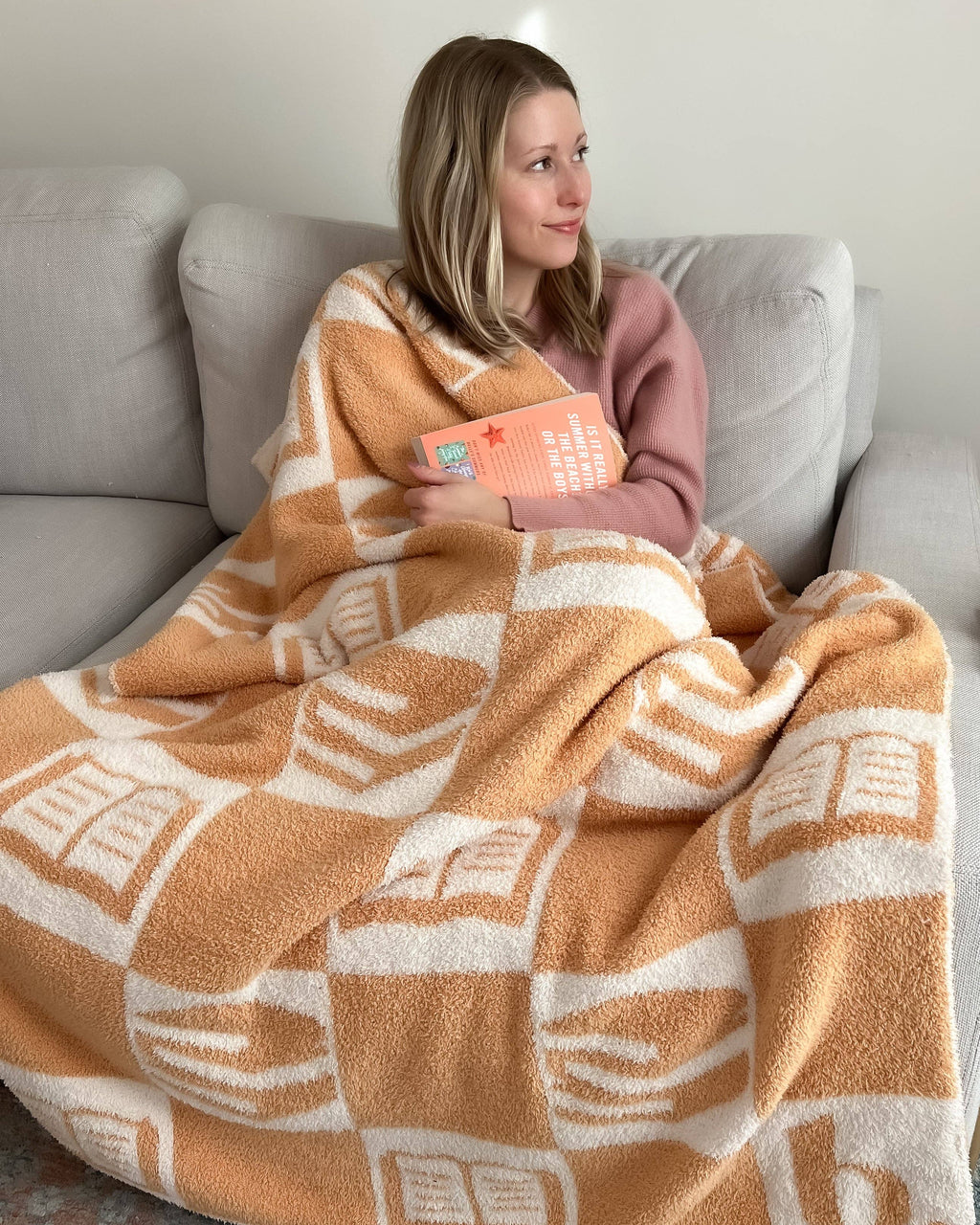 The Bookish Blanket: Light Blue