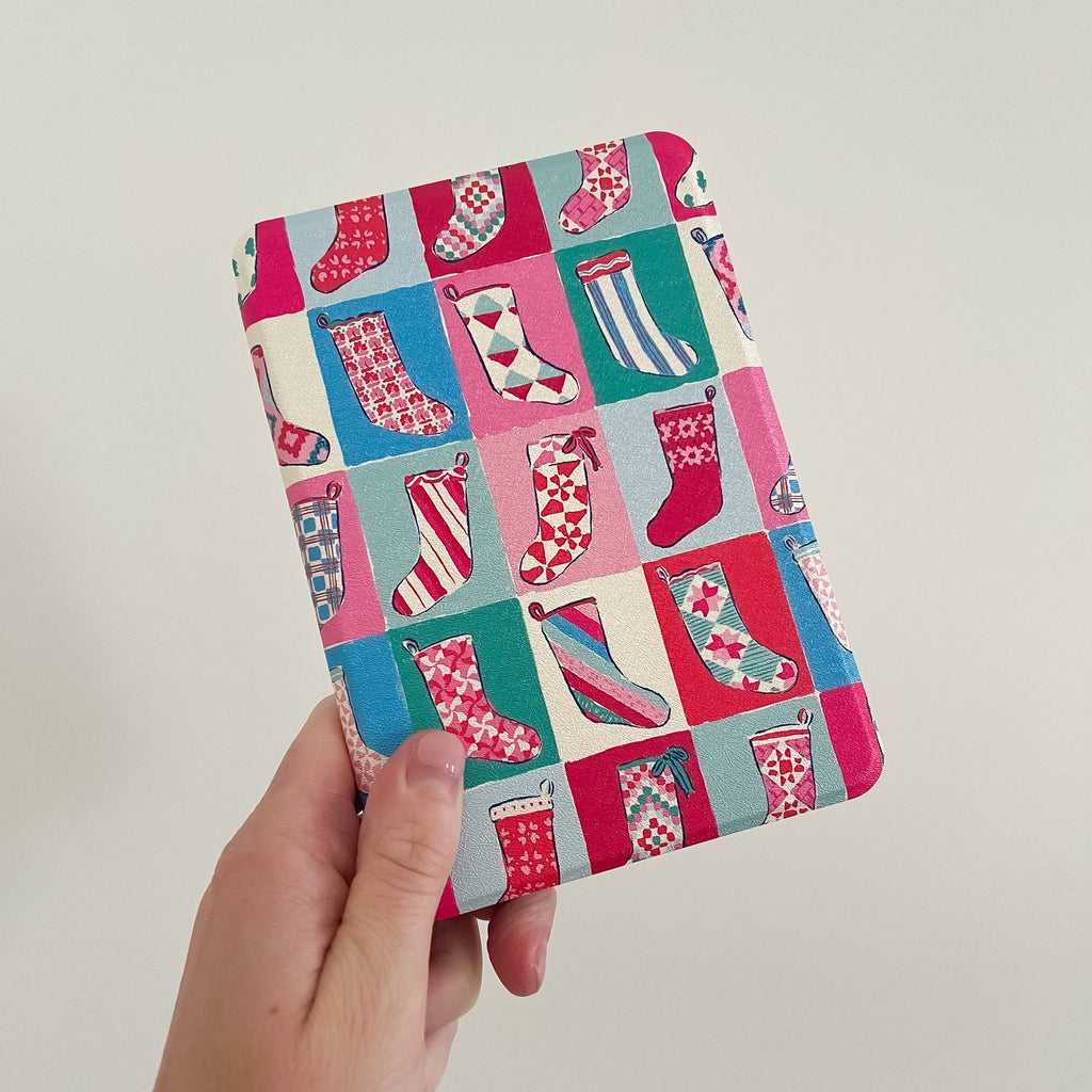 Stocking Surprise Kindle Case: Double Sided Print / Colorsoft / Paperwhite 12 Gen. (2024)