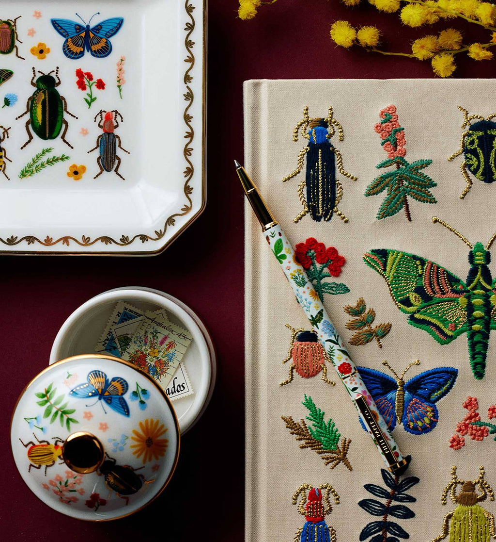 Curio Round Porcelain Box