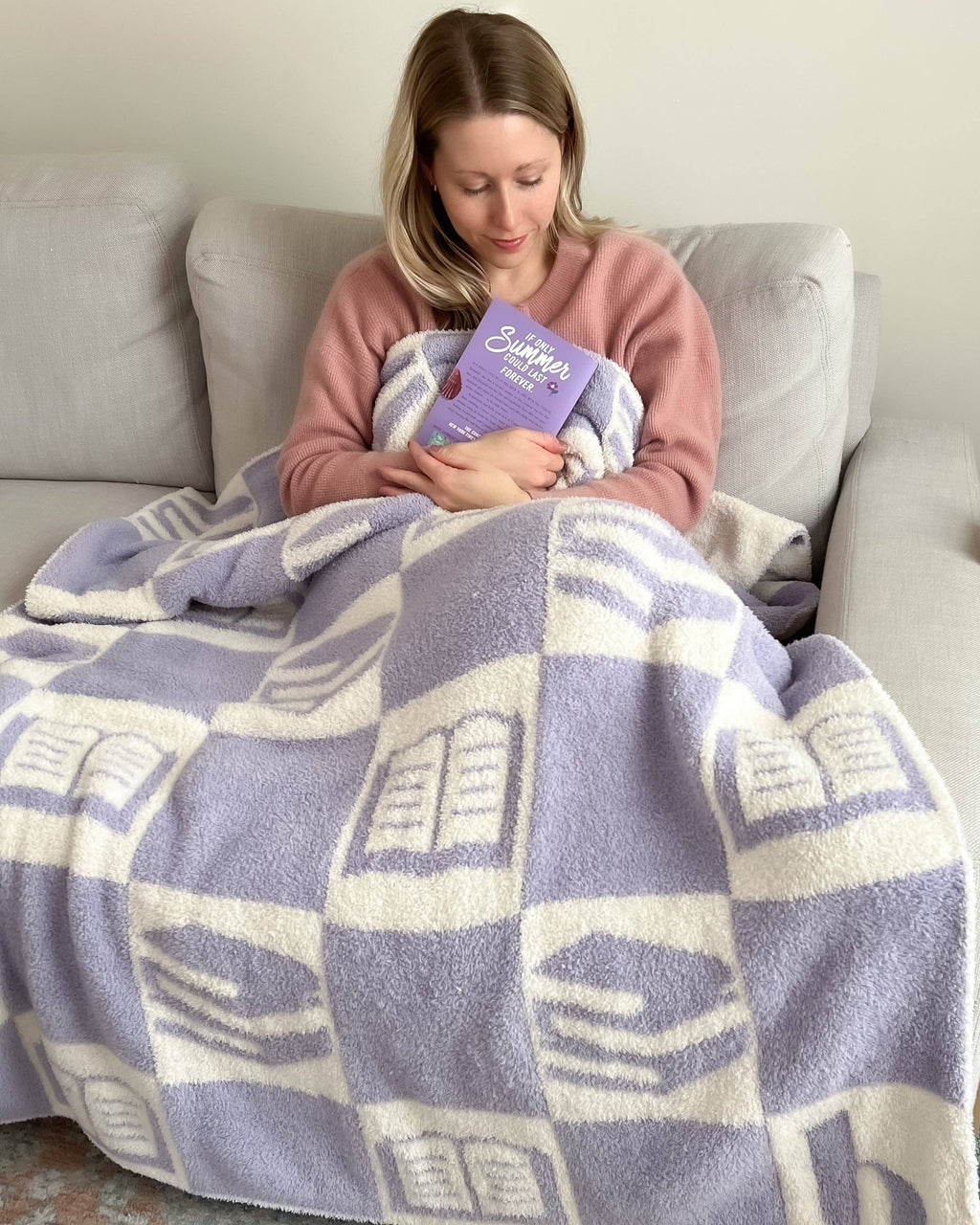 The Bookish Blanket: Light Blue