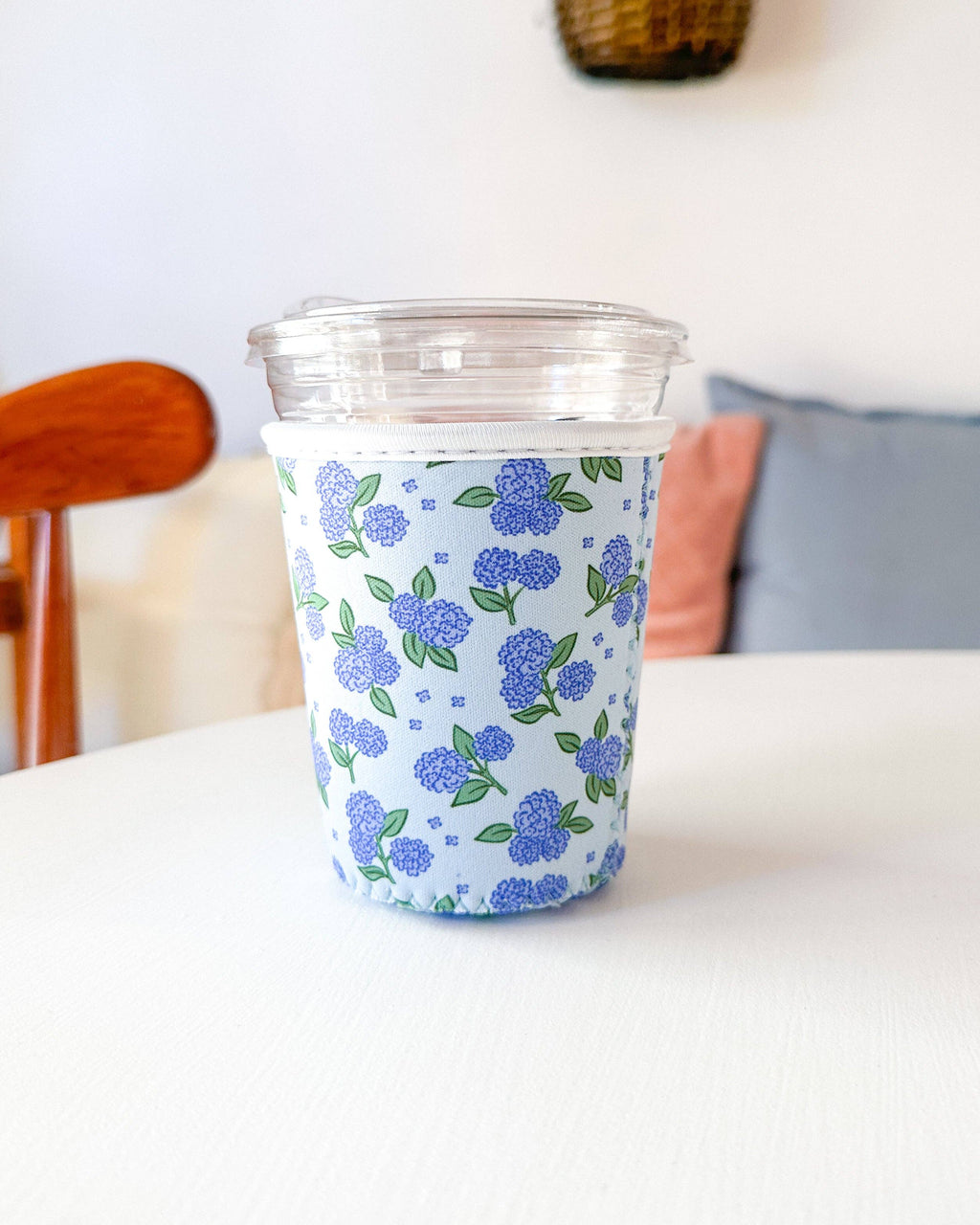 Blue Hydrangeas | Reusable Coffee Sleeve: Small (16-20oz)