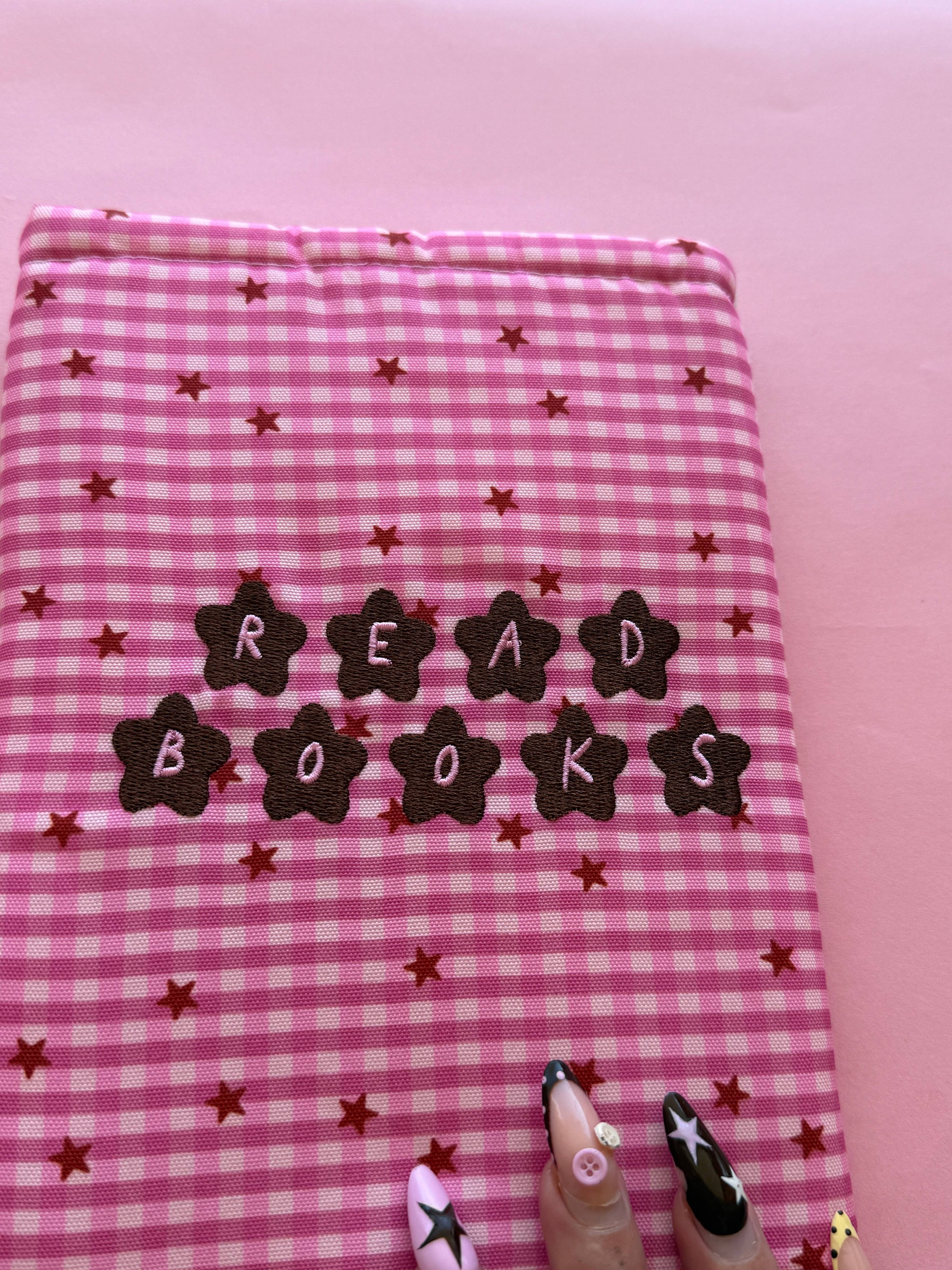 Gingham Embroidered Book & Kindle/E-Reader Sleeve: Kindle Sleeve